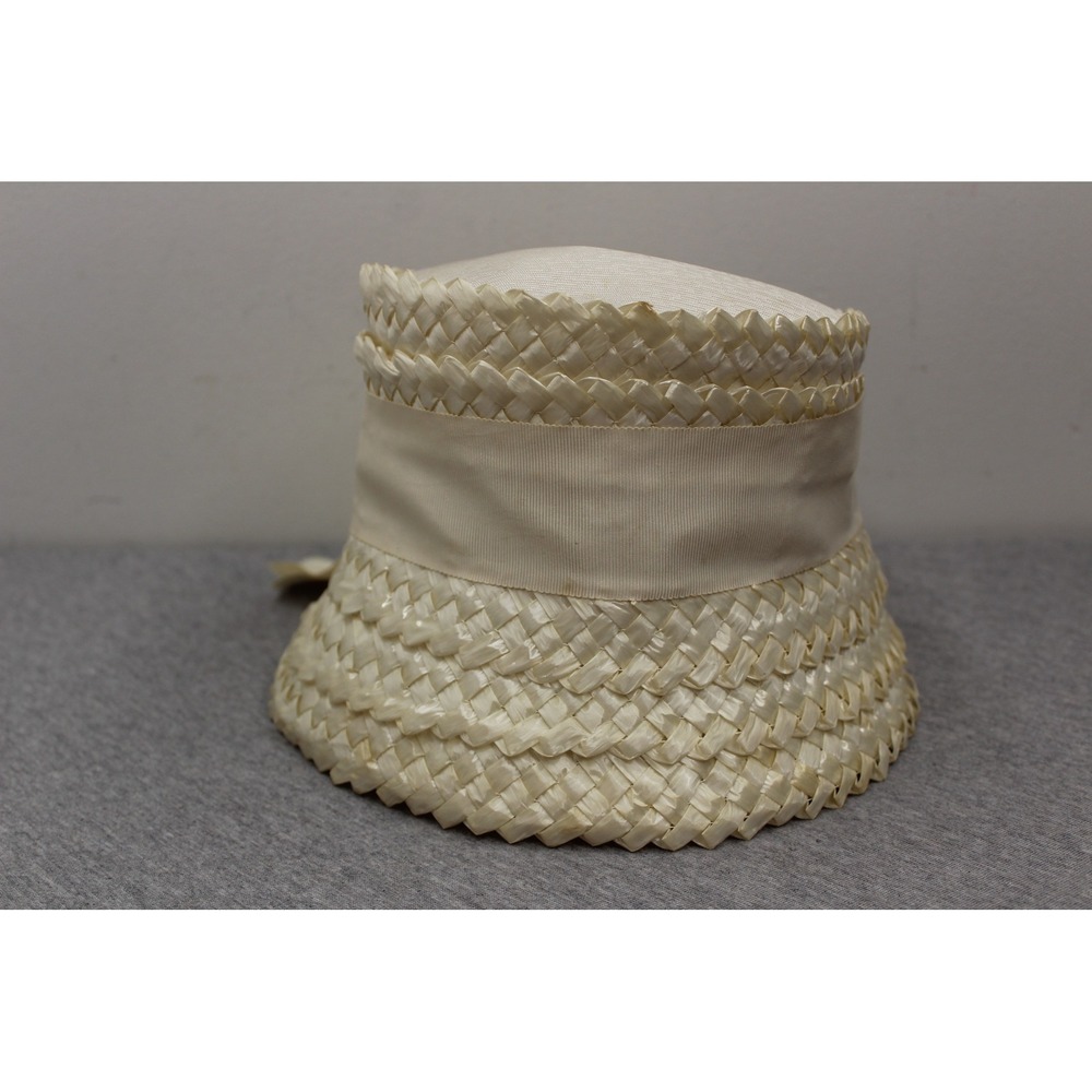 Vintage Hat Womens Cream Woven Straw Pillbox Grosgrain Ribbon Bow Union Made - Picture 2 of 7